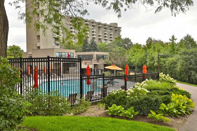 ph11 - 284 Mill Rd W, Condo with 2 bedrooms, 2 bathrooms and 1 parking in Toronto ON | Image 27