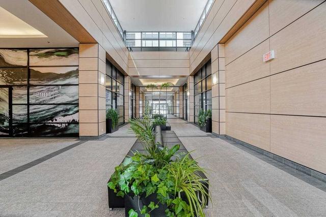 3404 - 2900 Highway 7 Rd, Condo with 1 bedrooms, 2 bathrooms and 1 parking in Vaughan ON | Image 24