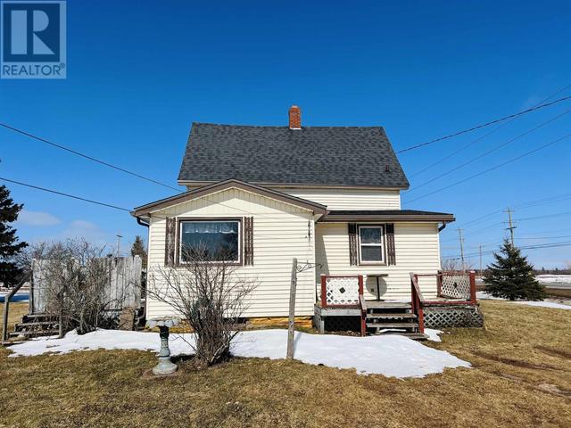 30519 Western Road, House detached with 2 bedrooms, 1 bathrooms and null parking in Wellington FD PE | Image 6