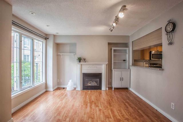 124 - 3 Everson Dr, Townhouse with 2 bedrooms, 2 bathrooms and 1 parking in Toronto ON | Image 6