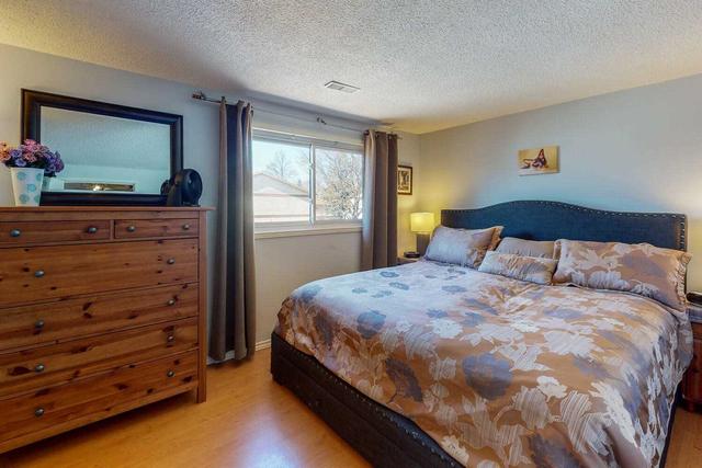 50 - 50 Parker Cres, Townhouse with 3 bedrooms, 2 bathrooms and 2 parking in Ajax ON | Image 9