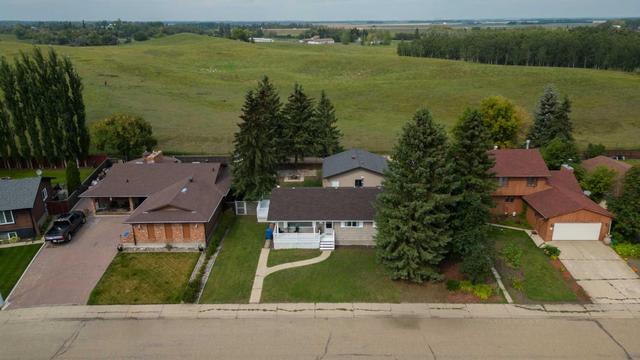 127 Pine Drive, House detached with 4 bedrooms, 2 bathrooms and 2 parking in Wetaskiwin AB | Image 40