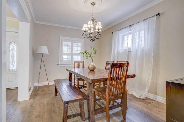 134 Twenty Second St, House detached with 2 bedrooms, 1 bathrooms and 2 parking in Toronto ON | Image 6