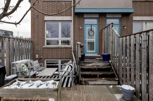 4 - 114 Caledonia Park Rd, Townhouse with 2 bedrooms, 2 bathrooms and 1 parking in Toronto ON | Image 10
