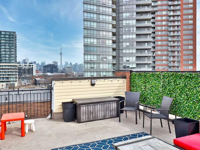 th 214 - 50 Joe Shuster Way, Townhouse with 3 bedrooms, 3 bathrooms and 1 parking in Toronto ON | Image 18
