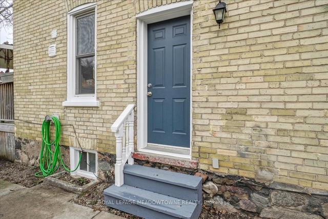 95 Scott St, House detached with 3 bedrooms, 2 bathrooms and 3 parking in Kitchener ON | Image 27