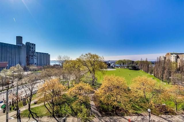 710 - 650 Queens Quay W, Condo with 2 bedrooms, 1 bathrooms and 1 parking in Toronto ON | Image 4