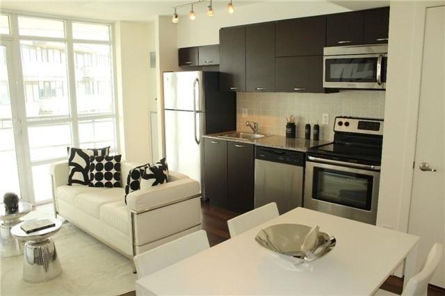 1002 - 38 Joe Shuster Way, Condo with 1 bedrooms, 2 bathrooms and null parking in Toronto ON | Image 3