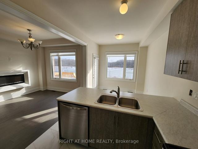 80 Great Falls Blvd N, House semidetached with 3 bedrooms, 3 bathrooms and 2 parking in Hamilton ON | Image 6