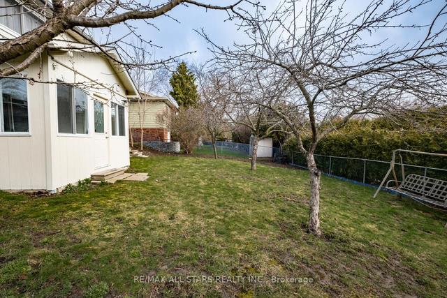 21 Sir Kay Dr, House detached with 3 bedrooms, 4 bathrooms and 5 parking in Markham ON | Image 31