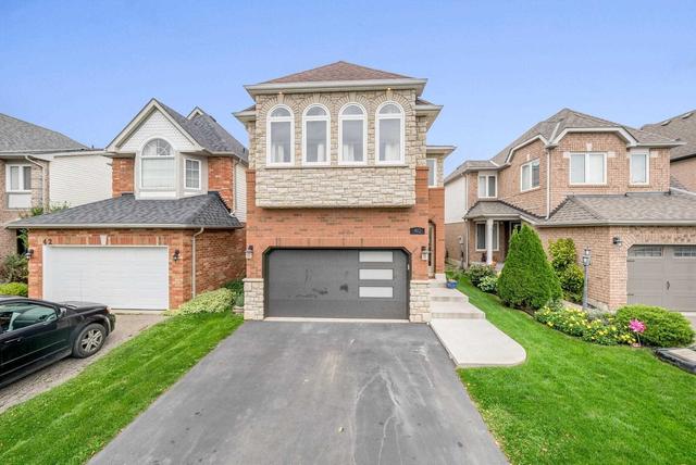 40 Harriet St, House detached with 4 bedrooms, 3 bathrooms and 3.5 parking in Halton Hills ON | Image 1