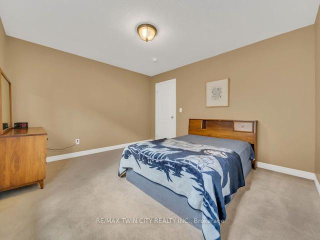 42 Udvari Cres, House detached with 4 bedrooms, 4 bathrooms and 5 parking in Kitchener ON | Image 15