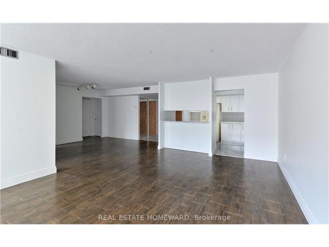 302 - 71 Charles St E, Condo with 2 bedrooms, 2 bathrooms and 1 parking in Toronto ON | Image 20