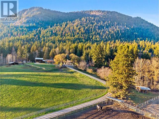 4250 Frederick Road, House detached with 5 bedrooms, 3 bathrooms and 13 parking in Spallumcheen BC | Image 42