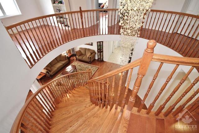 332 Chestermere Crescent, House detached with 5 bedrooms, 5 bathrooms and 6 parking in Ottawa ON | Image 14