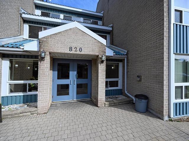 217 - 820 Laurier Boulevard, Condo with 2 bedrooms, 2 bathrooms and 1 parking in Brockville ON | Image 1