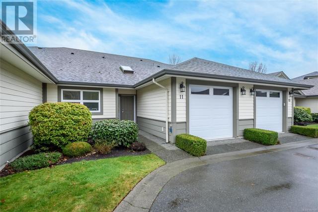 11 - 1285 Guthrie Rd, House attached with 2 bedrooms, 2 bathrooms and 4 parking in Comox BC | Image 1