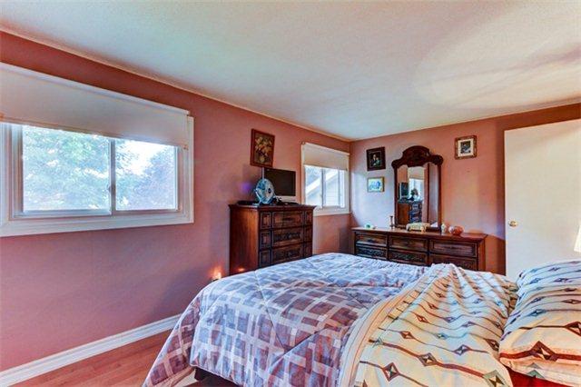 3232 Ulman Rd, House detached with 3 bedrooms, 2 bathrooms and 2 parking in Oakville ON | Image 7