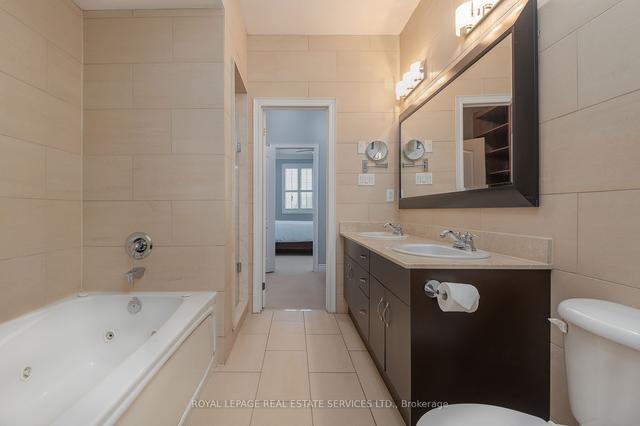29 Shires Lane, House attached with 3 bedrooms, 3 bathrooms and 2 parking in Toronto ON | Image 8