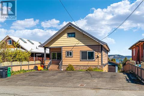 18 Gillespie St, House detached with 4 bedrooms, 3 bathrooms and 8 parking in Nanaimo BC | Card Image