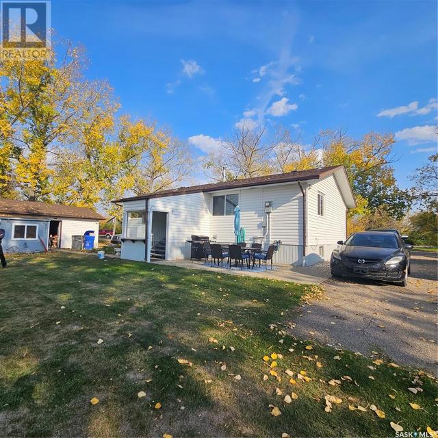 200 Forget Street, House detached with 4 bedrooms, 3 bathrooms and null parking in Stoughton SK | Image 3