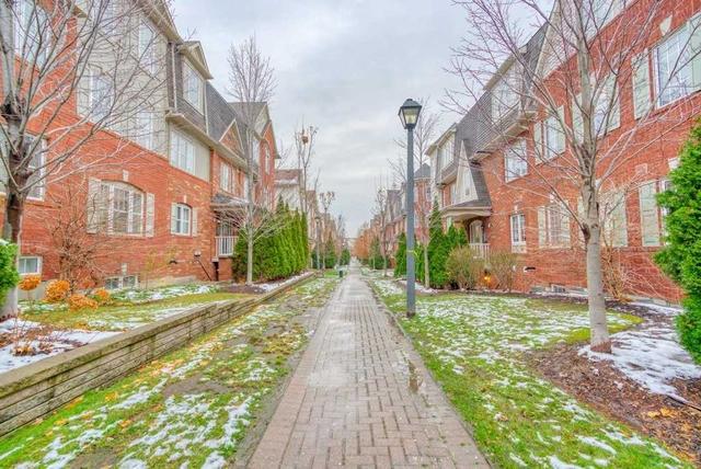 2 - 3019 Elmcreek Rd, Townhouse with 2 bedrooms, 2 bathrooms and 2 parking in Mississauga ON | Image 5