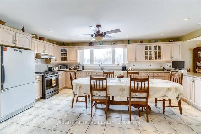 3031 Cedar Springs Rd, House detached with 3 bedrooms, 4 bathrooms and 6 parking in Burlington ON | Image 39
