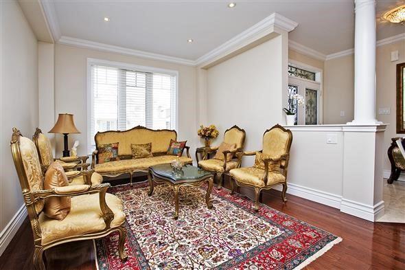 23 Beth Ave, House detached with 4 bedrooms, 4 bathrooms and 4 parking in Richmond Hill ON | Image 3