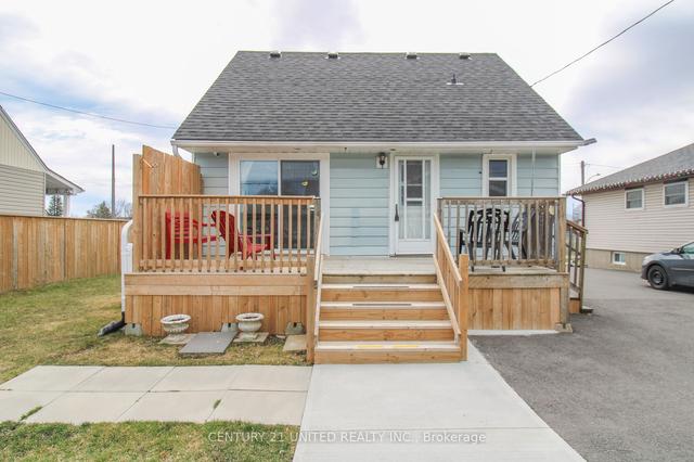 762 Gillespie Ave, House detached with 2 bedrooms, 2 bathrooms and 3 parking in Peterborough ON | Image 32
