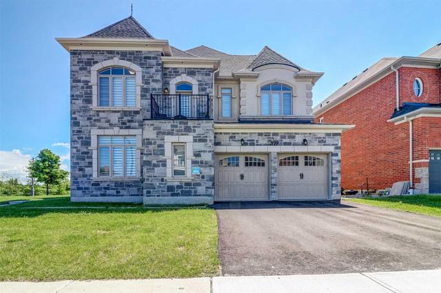 109 Baldry Ave, House detached with 5 bedrooms, 5 bathrooms and 2 parking in Vaughan ON | Image 2