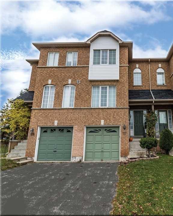 137 Brickyard Way, Townhouse with 3 bedrooms, 2 bathrooms and 3 parking in Brampton ON | Image 1