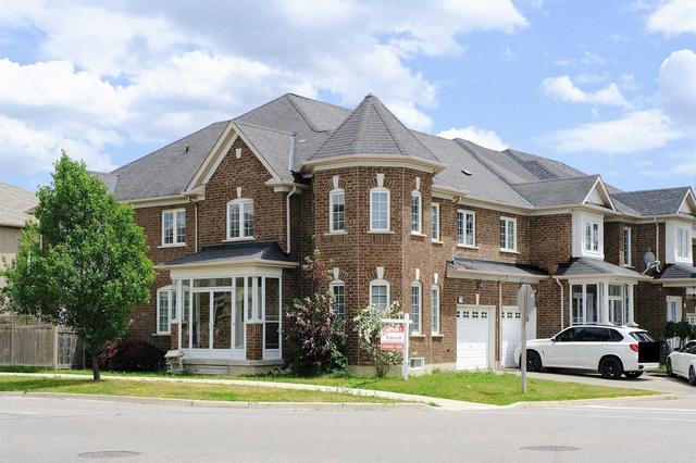 79 Harry Cook Dr, House attached with 4 bedrooms, 4 bathrooms and 2 parking in Markham ON | Image 1