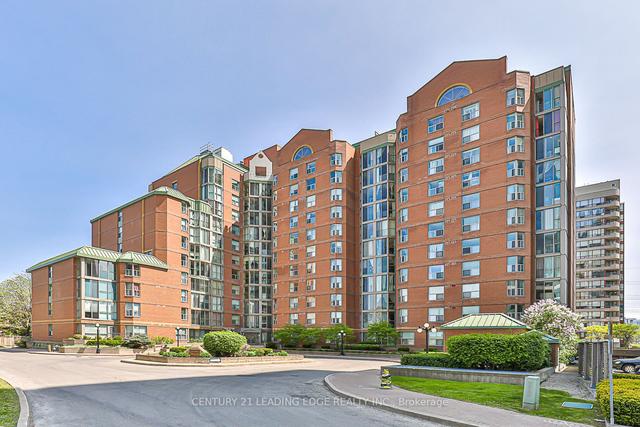 1109 - 5795 Yonge St, Condo with 2 bedrooms, 2 bathrooms and 1 parking in Toronto ON | Image 1