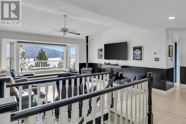 10291 Columbia Way, House detached with 3 bedrooms, 3 bathrooms and 7 parking in Central Okanagan West BC | Image 27
