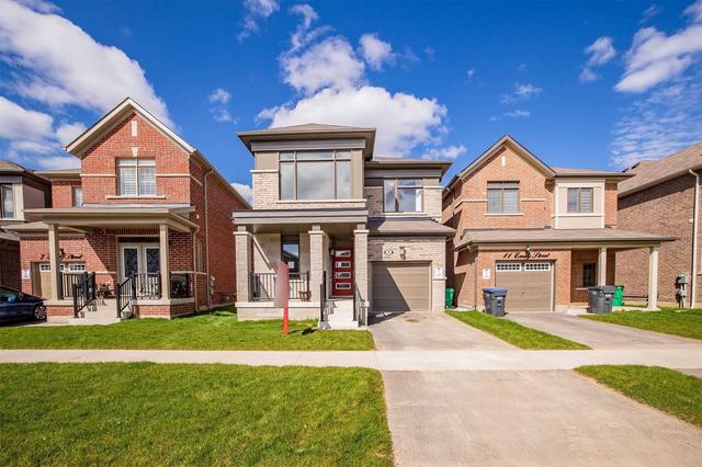 9 Emily St, House detached with 4 bedrooms, 4 bathrooms and 3 parking in Brampton ON | Image 12