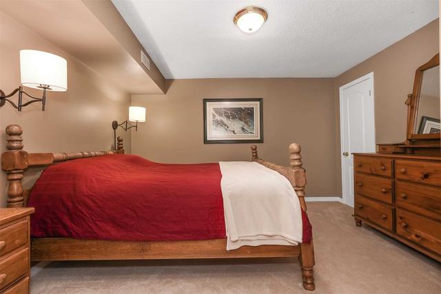 2300 Abbott Cres, House detached with 4 bedrooms, 5 bathrooms and 9 parking in Pickering ON | Image 15
