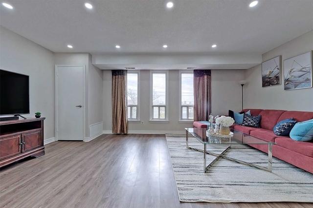 34 - 40 Rexdale Blvd, Townhouse with 3 bedrooms, 2 bathrooms and 1 parking in Toronto ON | Image 36