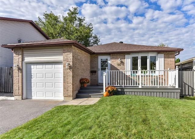38 Laurie Cres, House detached with 3 bedrooms, 2 bathrooms and 3 parking in Barrie ON | Image 1