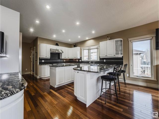 28 - 18343 Lessard Rd Nw, House detached with 3 bedrooms, 3 bathrooms and null parking in Edmonton AB | Image 6