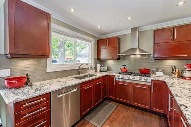 5171 Spruce Ave, House detached with 3 bedrooms, 2 bathrooms and 4 parking in Burlington ON | Image 6