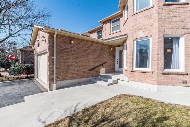 333 Harrowsmith Dr, House detached with 4 bedrooms, 5 bathrooms and 6 parking in Mississauga ON | Image 12