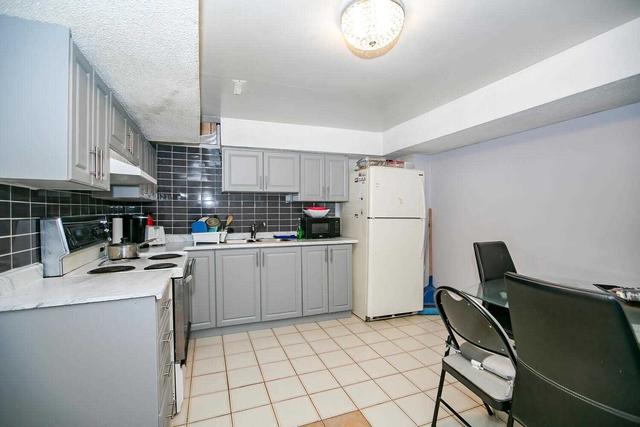 118 Malta Ave, House detached with 4 bedrooms, 4 bathrooms and 6 parking in Brampton ON | Image 25