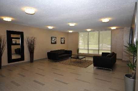 404 - 1135 Logan Ave, Condo with 2 bedrooms, 2 bathrooms and 1 parking in Toronto ON | Image 2