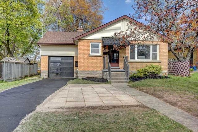 84 Weber St S, House detached with 3 bedrooms, 3 bathrooms and 3 parking in Waterloo ON | Image 12