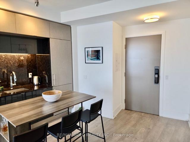 6209 - 10 York St, Condo with 1 bedrooms, 1 bathrooms and 1 parking in Toronto ON | Image 12