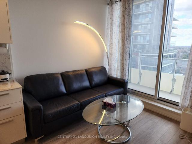 1810 - 75 Canterbury Pl, Condo with 1 bedrooms, 1 bathrooms and 1 parking in Toronto ON | Image 17