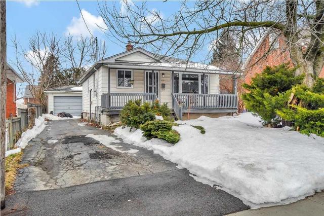 239 West 18th St, House detached with 3 bedrooms, 2 bathrooms and 2 parking in Hamilton ON | Image 1