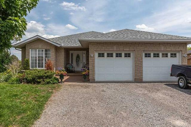 680 Trailview Dr, House detached with 2 bedrooms, 3 bathrooms and 8 parking in Peterborough ON | Image 1