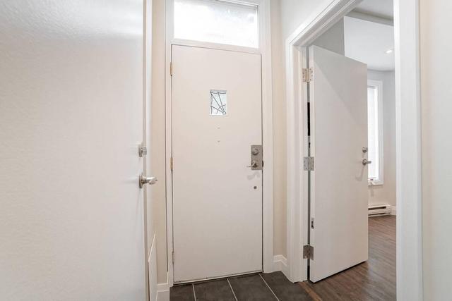 unit 1 - 4170 Dundas St W, House attached with 2 bedrooms, 1 bathrooms and 2 parking in Toronto ON | Image 2