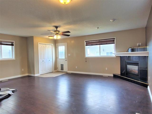 10416 98a Street, House detached with 4 bedrooms, 3 bathrooms and 5 parking in Grande Prairie County No. 1 AB | Image 24
